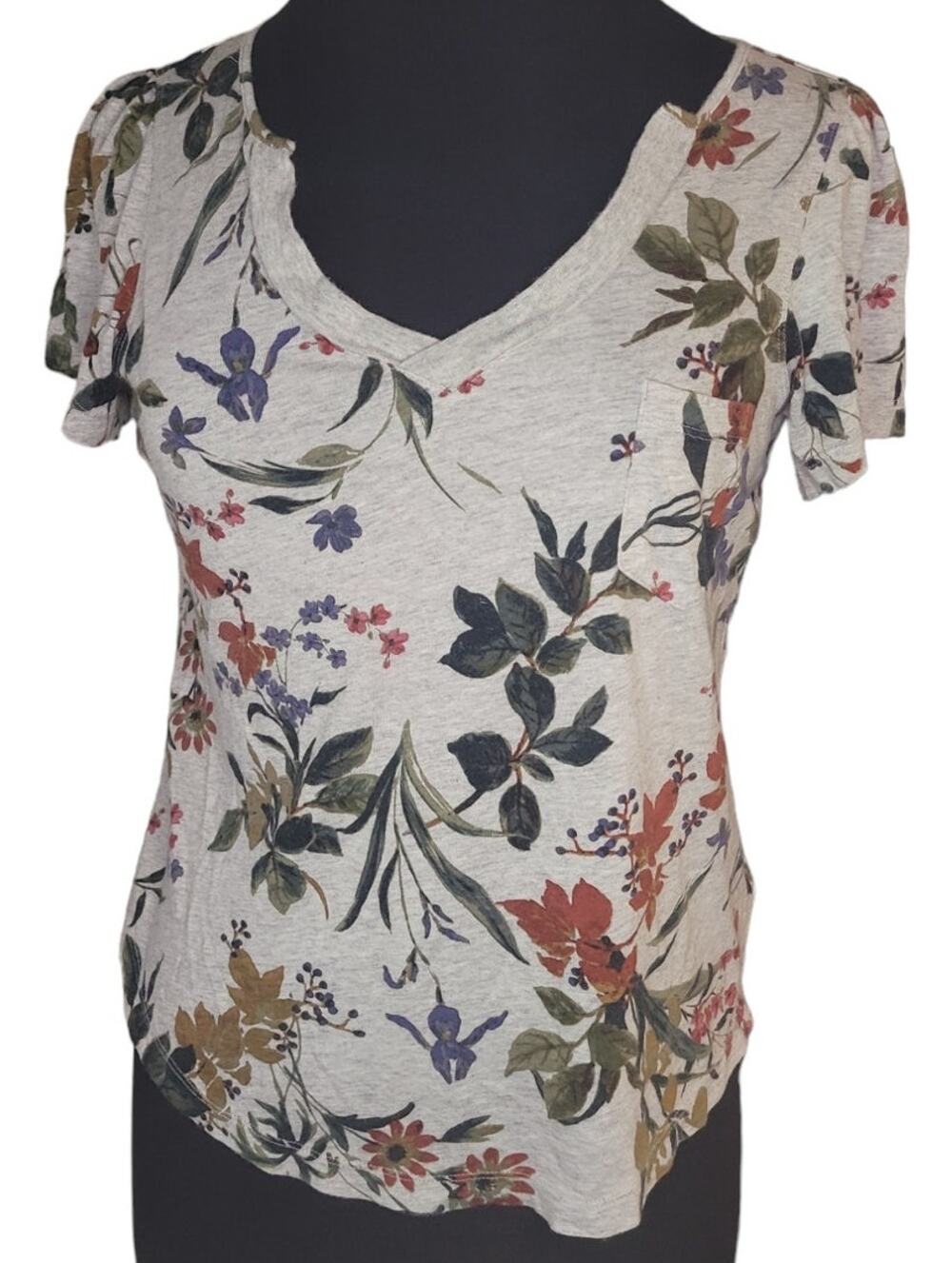 Maeve Anthropologie Womens XS Gray Floral V Neck Pocket Tee T-Shirt Cotton